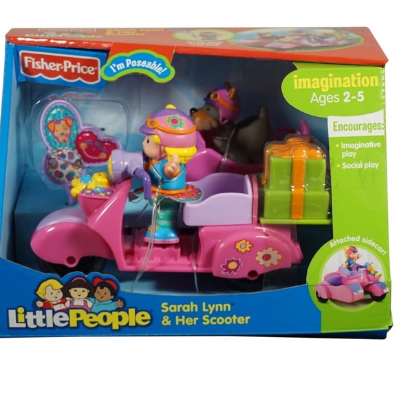 Fisher Price Sarah Lynn 🌸with Scooter - Picture 12 of 14